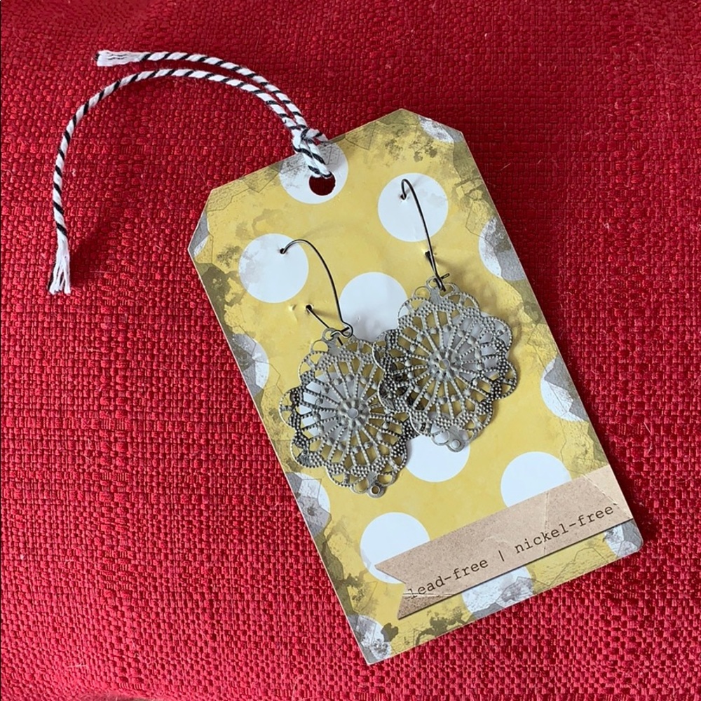 New Hoopla Lightweight Earrings Ivory Gunmetal